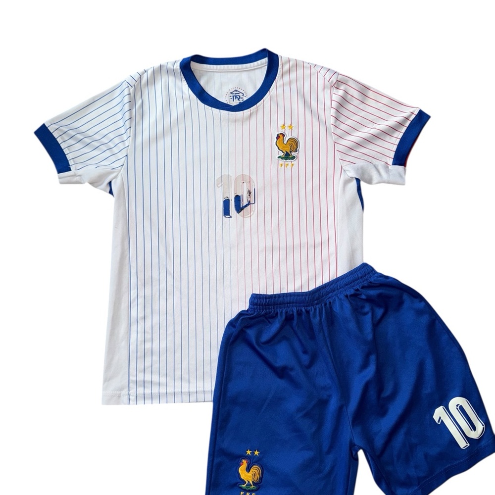 Mbappe 10 France National Team kit - kids